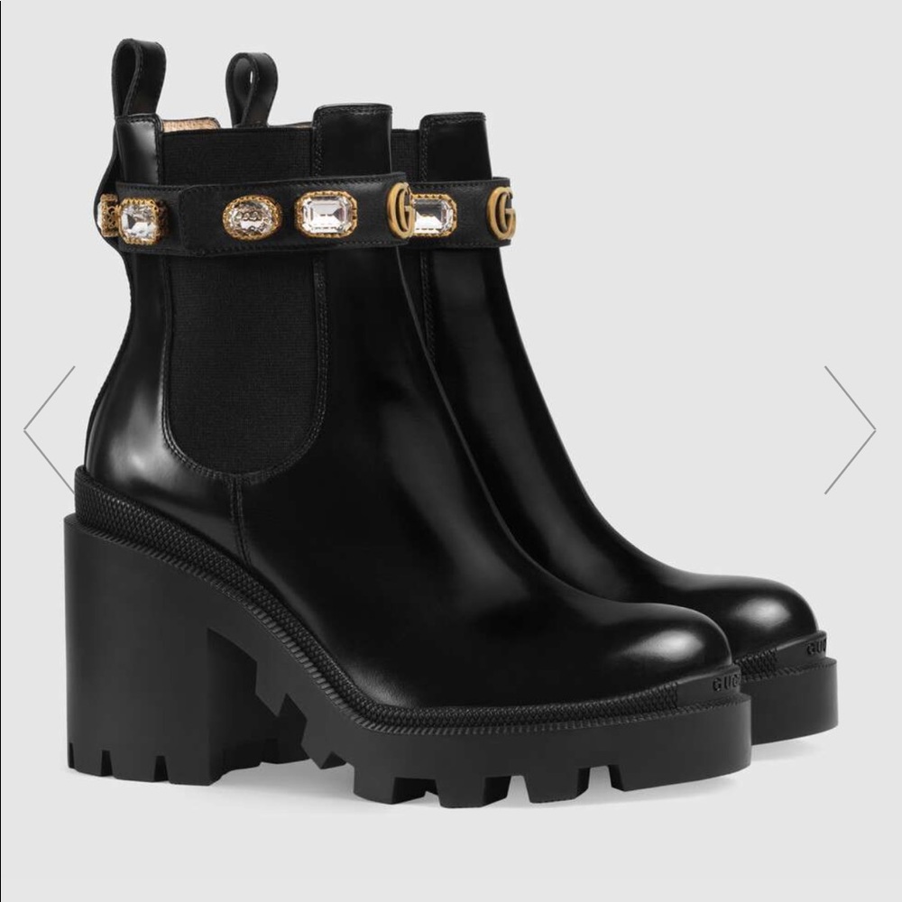 Chic Authentic Gucci boots!
